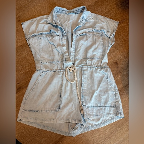 Boutique Denim Romper - Picture 1 of 4
